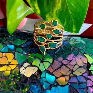Gold green onyx ring size 8